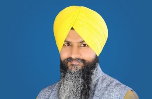 Bhai Sukhwinder Singh Raju (Hazuri Ragi)